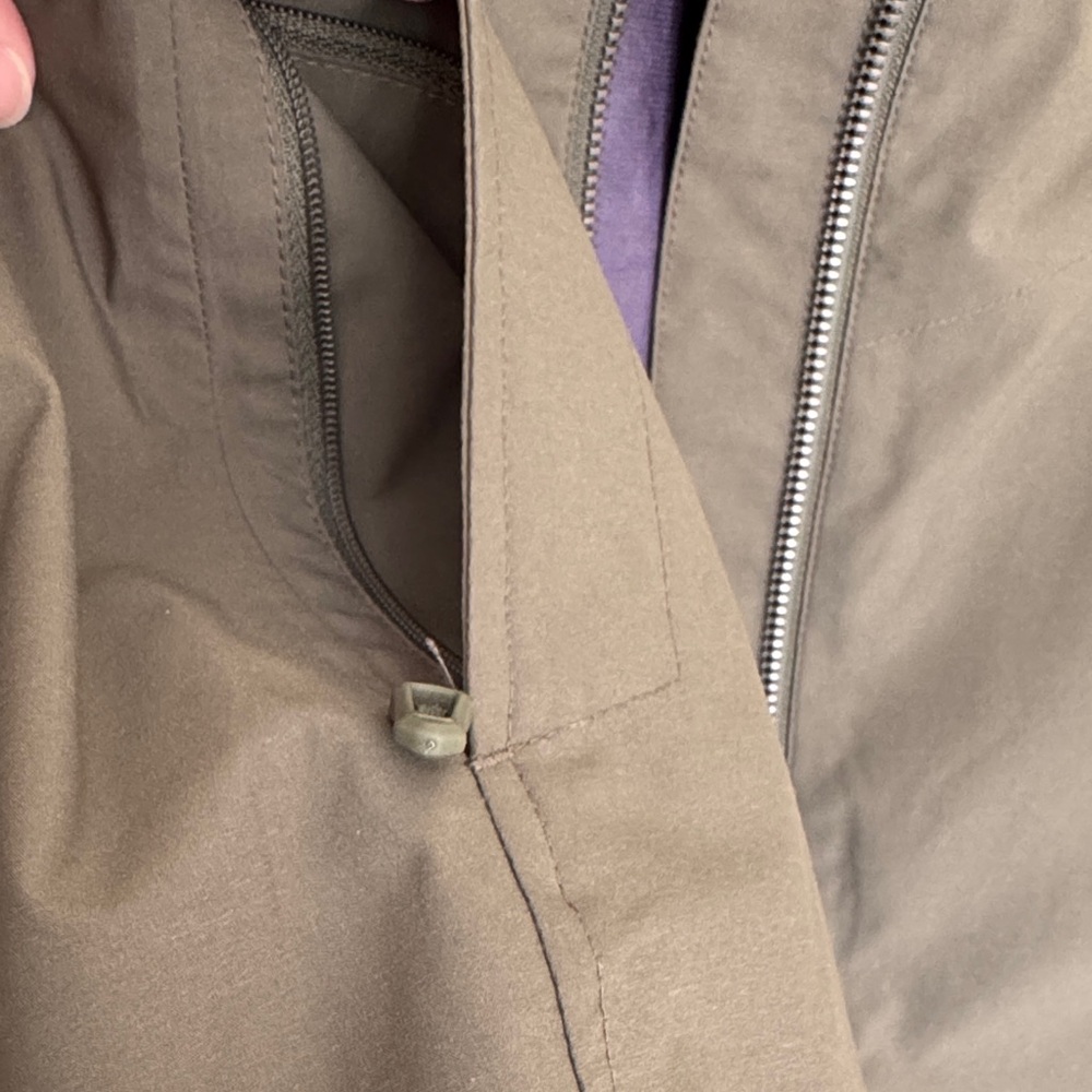 Marmot Forest Green Rain Jacket with Purple Lining - Picture 6 of 13
